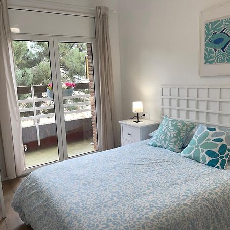 Apartment Lluis In Pineda De Mar Exterior photo